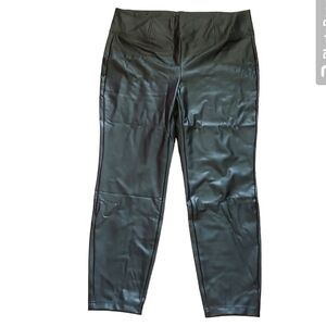 Laundry  by shelli segal Faux leather pants bnwt size 2X